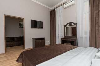 Гостиница Эсперо Ессентуки 2-комнатный номер люкс с 1 двуспальной кроватью-5