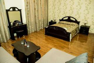 Гостиница Эсперо Ессентуки Номер-студия с кроватью размера "king-size" и диван-кроватью-5