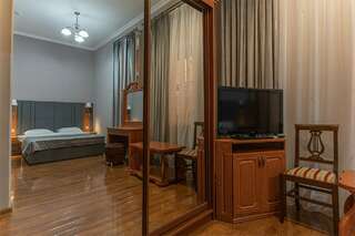 Гостиница Эсперо Ессентуки Трехместный номер «Комфорт»-7