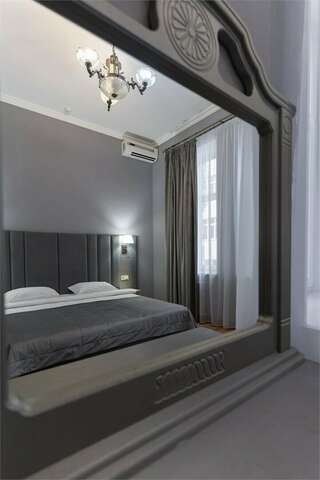 Гостиница Эсперо Ессентуки Улучшенный номер с кроватью размера «king-size»-5