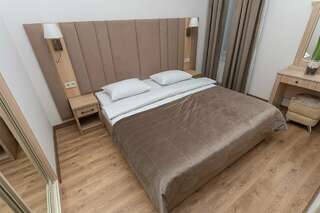 Гостиница Эсперо Ессентуки Люкс с кроватью размера «king-size»-2