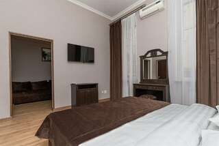 Гостиница Эсперо Ессентуки Люкс с кроватью размера «king-size»-5