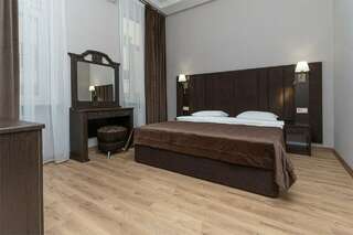 Гостиница Эсперо Ессентуки Люкс с кроватью размера «king-size»-4